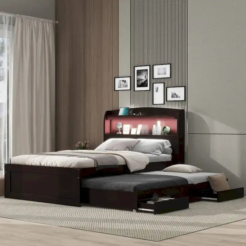 Letto a piattaforma con testiera LED e cassetti